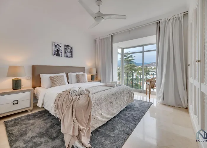 Newly Refurbished 2 Bdrm Amazing Complex W Pools * Marbella