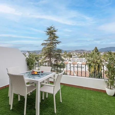 Lägenhet Newly Refurbished 2 Bdrm Amazing Complex W Pools Marbella