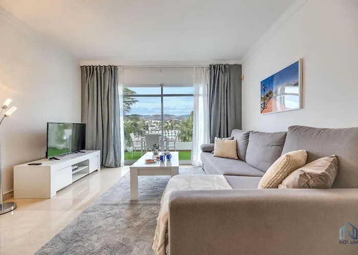 アパート Newly Refurbished 2 Bdrm Amazing Complex W Pools