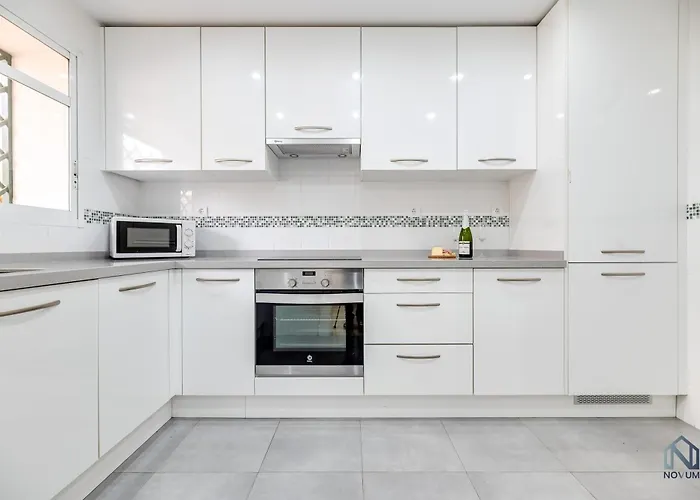 Newly Refurbished 2 Bdrm Amazing Complex W Pools * Marbella