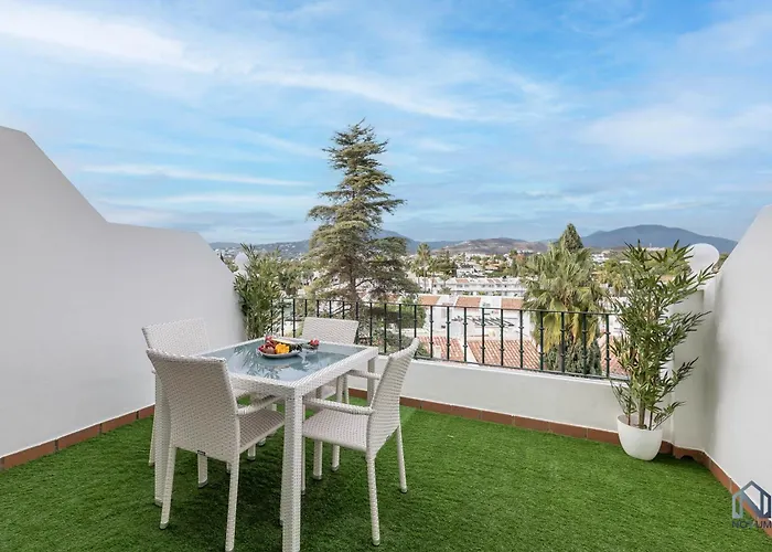 アパート Newly Refurbished 2 Bdrm Amazing Complex W Pools マルベーリャ