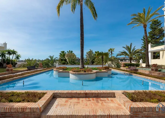 Newly Refurbished 2 Bdrm Amazing Complex W Pools * Marbella