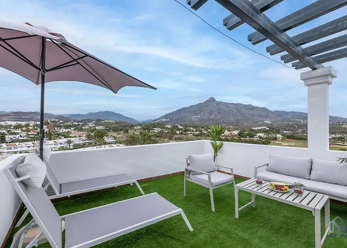 Newly Refurbished 2 Bdrm Amazing Complex W Pools アパート