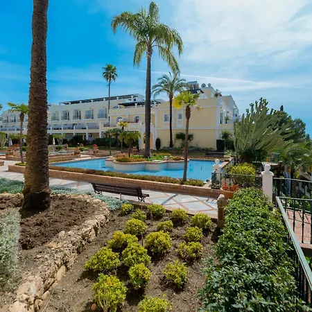 Newly Refurbished 2 Bdrm Amazing Complex W Pools Διαμέρισμα Μαρμπέλλα